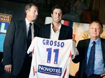 Фабио Гроссо (в центре). Фото AFP